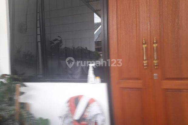 Rumah Cantik , Elegan, Sejuk, Dalam Komplek Siap Huni Cimahi