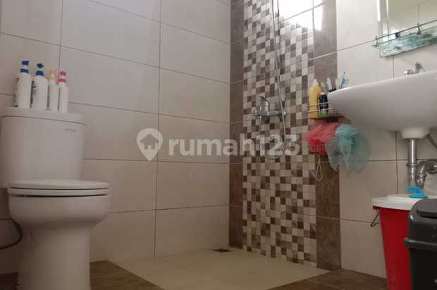 Rumah Mewah 3 Lantai,elegan, Komplek Elite, Siap Huni Dago Resort