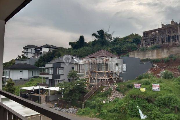 Rumah Mewah 3 Lantai,elegan, Komplek Elite, Siap Huni Dago Resort