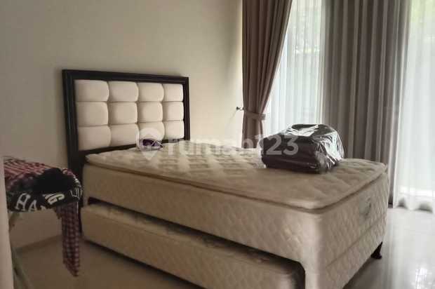 Rumah Mewah 3 Lantai,elegan, Komplek Elite, Siap Huni Dago Resort