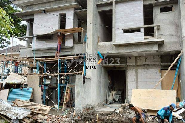 Dijual Rumah Babatan Pantai Jalan Utama Siap 