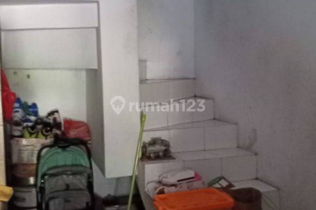 1467. Rumah Kompleks Pertamina Jl Pulomas Utara