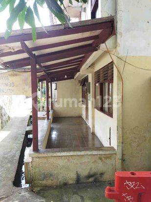 Rumah Murah Dalam Komplek Hitung Tanah di Jakarta Selatan.