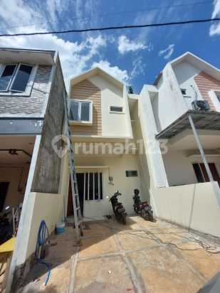 Rumah 2 Lt di Jagakarsa, Strategis, Unit Ready Dan Bisa Kpr