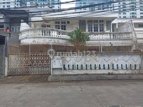 Rumah hitung Tanah