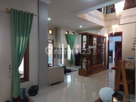 Rumah 2 Lantai di Margahayu Bangunan Bagus Terawat Type Hook Harga Murah Dibawah Njop