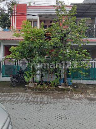 RUMAH 2LT. DEKAT FASILTAS KESEHATAN, PENDDIKAN, KANTOR DAN KOMERSIL, MAKASSAR.NEGO
