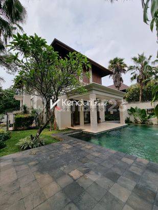 RUMAH LUAS ASRI SEJUK NYAMAN ,EXCLUSIVE AREA PREMIUM SELANGKAH KE MRT DAN PUSAT KOTA JAKARTA SELATAN 