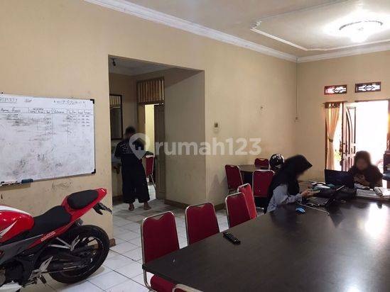 Strategis Rumah Dekat Alun Alun Cimahi Di Kebon Cau Cimahi Utara