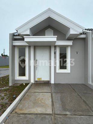 RUMAH SIAP PAKAI LOKASI GREEN RIVER METRO TANJUNG BUNGA MAKASSAR