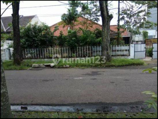 Rumah Lama Sayap Gatot Subroto Dekat Hotel Papandayan