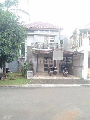 Rumah Bagus HGB di Legenda Wisata, Jakarta Timur