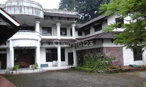 Rumah Besar Strategis Pinggir Jalan Raya Tanah Sareal Bogor