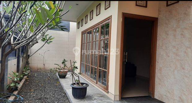 Dijual Rumah Di Kawasan Elite  Renon Jl Merdeka  Harga 3.6 M