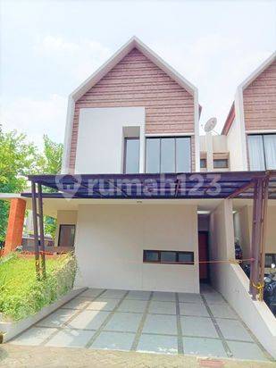 Rumah Jagakarsa Jaksel di Hook + Privat Pool Bebas Banjir Town House Aman Nyaman 