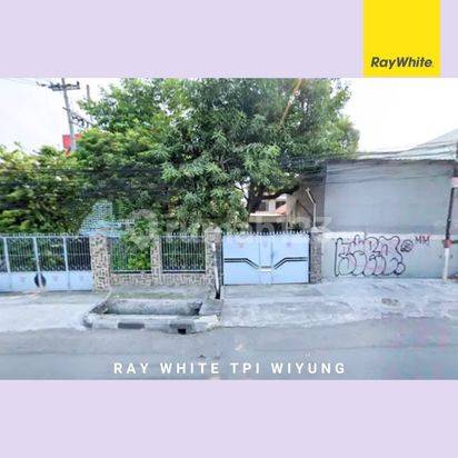 DIJUAL RUMAH RAYA MASTRIP LOKASI STRATEGIS SIAP HUNI