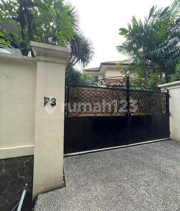 Rumah di Jl.Permata Boulevard Barat, Permata Hijau 1040m SHM