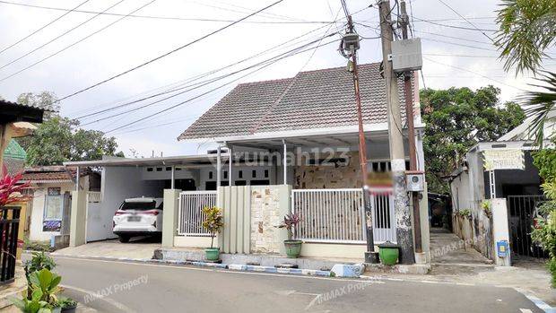 RUMAH MURAH BAGUS TERAWAT TEMBUS JALAN BESAR A.YANI DI SUMPIL MALANG