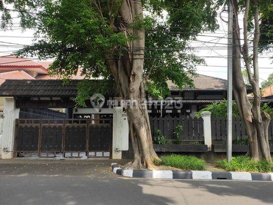 Dijual Cepat, Rumah Menteng, di Bawah Harga Pasar, Jakarta Pusat
