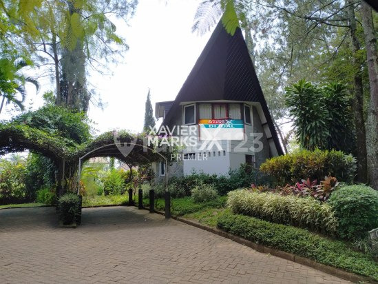 Dijual Rumah Vila di Klub Bunga, Batu, Malang
