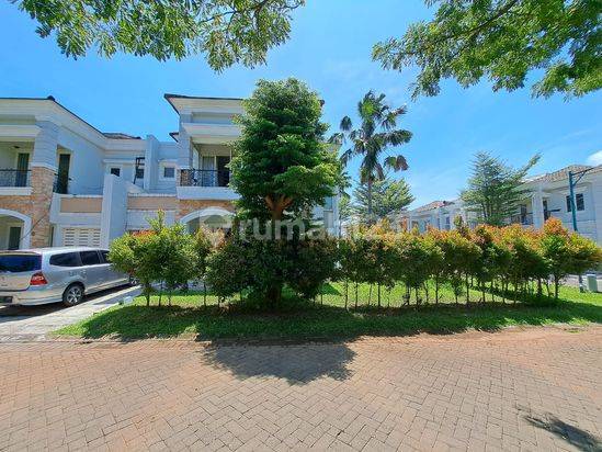 Rumah Cantik Full Furnish Posisi Sudut di Raflesia Tanjung Bunga