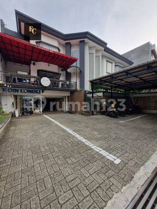 T455.rumah Cocok Untuk Tempat Usaha Di Kebayoran Baru Jaksel