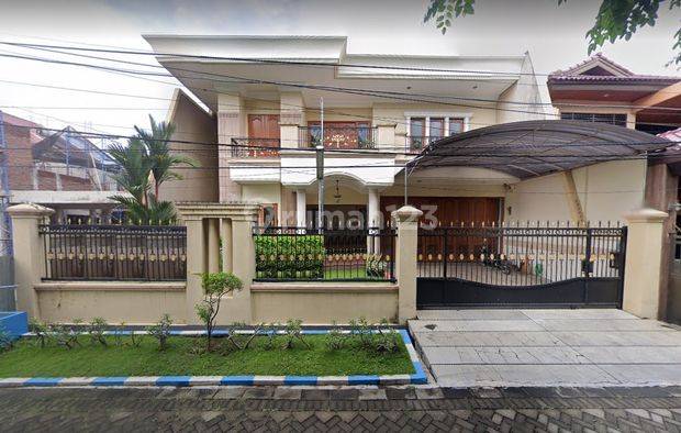 Rumah Mewah Manyar, 2 Lantai Siap Huni, Full Furnished