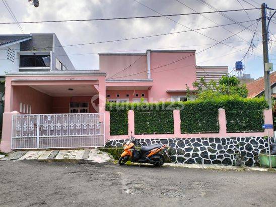 Rumah asri dan luas di Cimindi raya Cimahi dekat gunung batu 