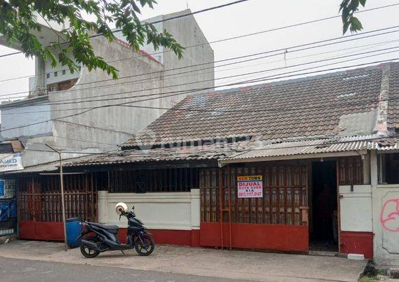Dijual Rumah Siap.Huni dan Bisa Tempat Usaha di Serua  Permai Tangerang Selatan