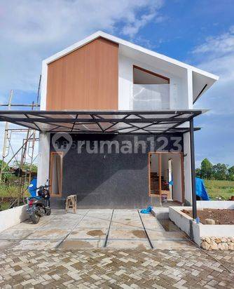 Rumah 2 Lantai Samata - Macanda Poros sebelum Kampus UIN Gowa 