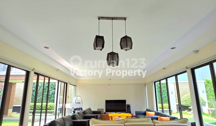 BSD City, de Park, mewah, pusat kota, dekat ICE, Prasetiya Mulya, the Breeze, Unilever, lingkungan sangat bagus dan asri