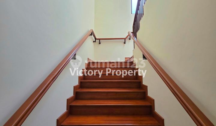 BSD City, de Park, mewah, pusat kota, dekat ICE, Prasetiya Mulya, the Breeze, Unilever, lingkungan sangat bagus dan asri