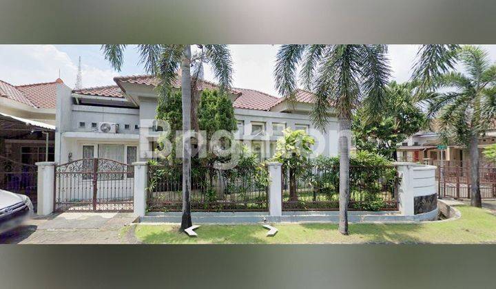 RUMAH JALAN RAYA KETINTANG CENTRAL PARK A. YANI DEKAT GAYUNGSARI 1