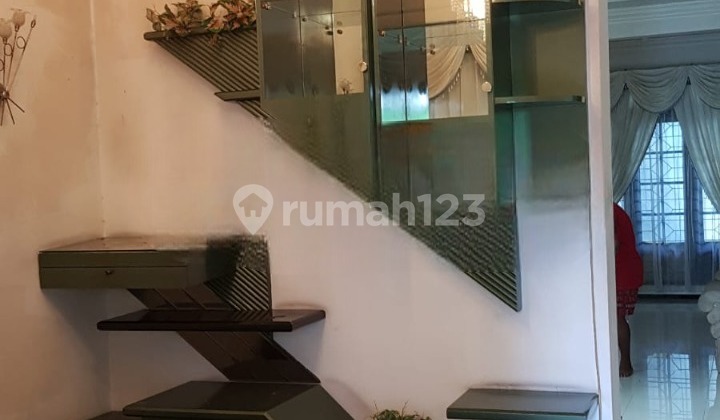 Dijual / Disewakan Rumah - Darmo Satelit Utara, Surabaya Barat 2