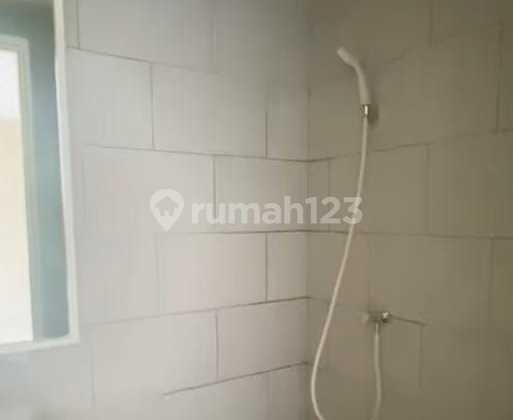 East Coast Tower Amor Pakuwon City View Pool Apartment 2