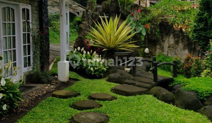 Dijual Villa Istana Bunga Parongpong Bandung Barat