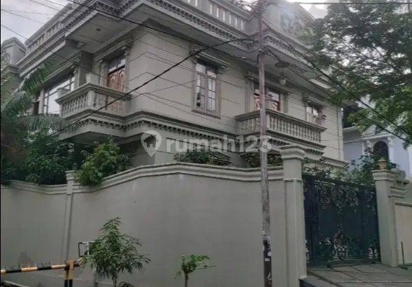 Di Jual Rumah Cantik Siap Huni di Pulomas Jakarta Timur  1