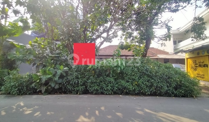For Sale: Land Measurement House in Pejaten Timur, South Jakarta For Sale: Land Measurement House in Pejaten Timur, South Jakarta