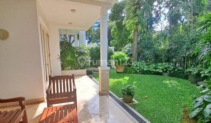 Luxury House Complette Facility Quiet Close To Sudirman