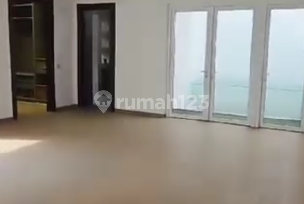 Large House, Great Opportunity Near Senayan/Sudirman 2