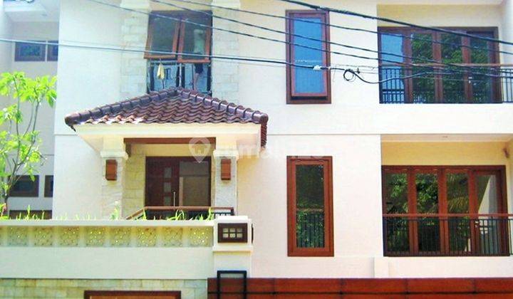 Modern House Very Quiet And Secure Area Close To Sudirman  1