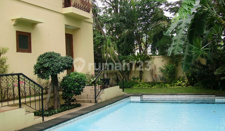 Dalam Cluster Tenang Ceiling Tinggi Tinggal Renov Dikit Dalam Cluster Tenang Ceiling Tinggi Tinggal Renov Dikit