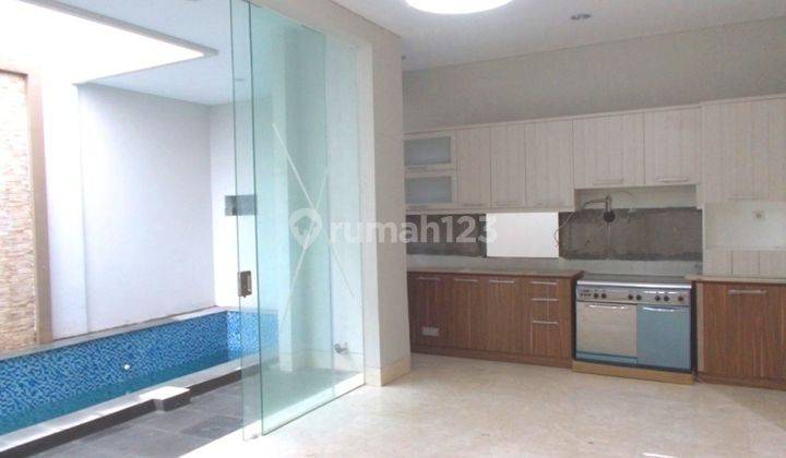 Newly House, Modern, Very Quiet Area, Close To Jis Toll Road 2