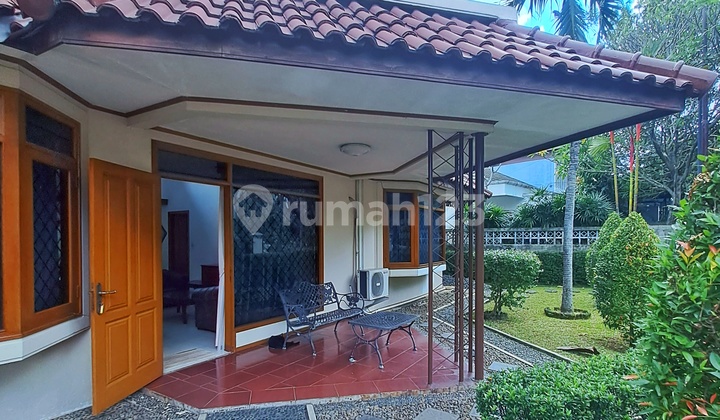 Park View Big Swimming Pool Very Quiet And Secure Area