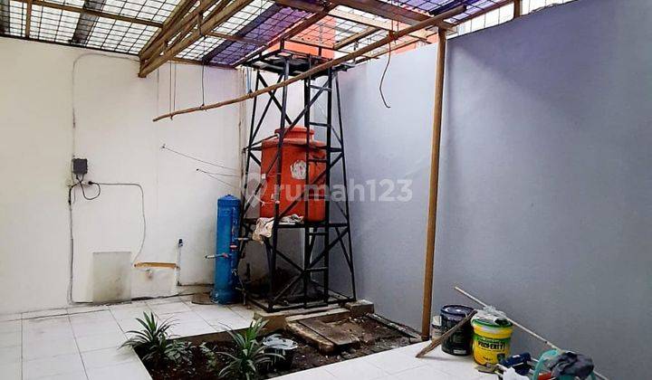 Rumah minimalis bagus di taman holis indah 4