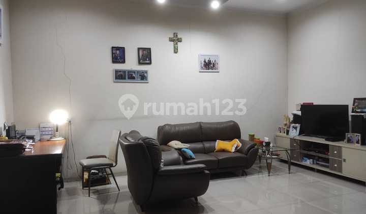 Rumah Minimalis Di Taman Holis Indah 2 Rumah Rumah Minimalis Di Taman Holis Indah 2 Rumah