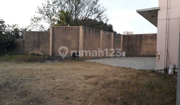 Rumah bisa untuk Dibangun Gudang di Soekarno Hatta 2