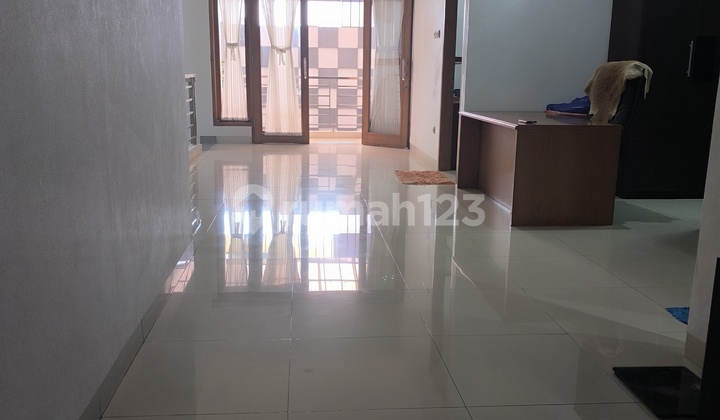 Rumah Minimalis Luas Di Taman Kopo Indah 3