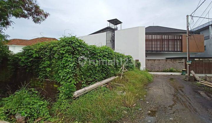 Freehold - Rare Land Plot with River & Rice Field View for Sale in Canggu, Bali 2