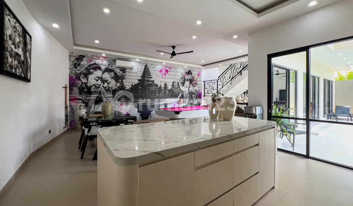 Leasehold - Modern 3 Bedroom Villa For Sale In Prime Seminyak - Bali 2